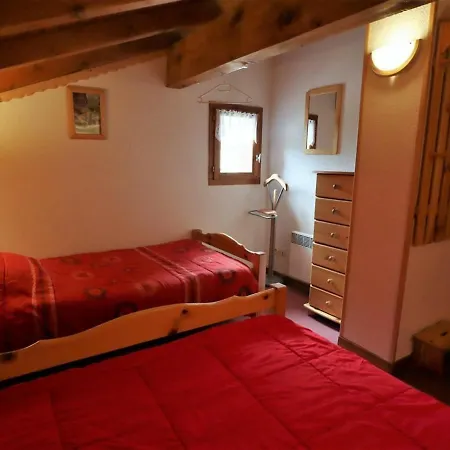 Spacieux Duplex Pour 10 Pers. Avec Piscine A Areches-beaufort - Fr-1-342-209 Apartment *