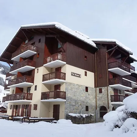 Apartment Spacieux Duplex Pour 10 Pers. Avec Piscine A Areches-beaufort - Fr-1-342-209 Beaufort (Savoie)